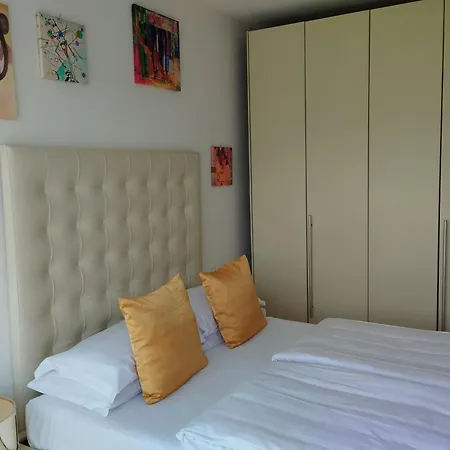 ヴィラ Gabizza Singola Con Jacuzzi Privata