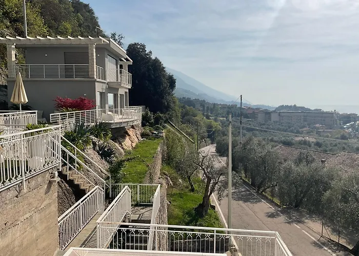 Gabizza Singola Con Jacuzzi Privata Villa Malcesine