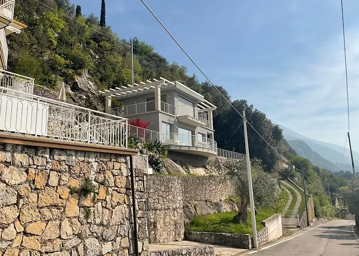 Gabizza Singola Con Jacuzzi Privata * Malcesine